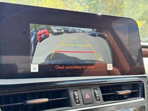 Used 2023 Lexus ES 350 w/ Premium Package image 29