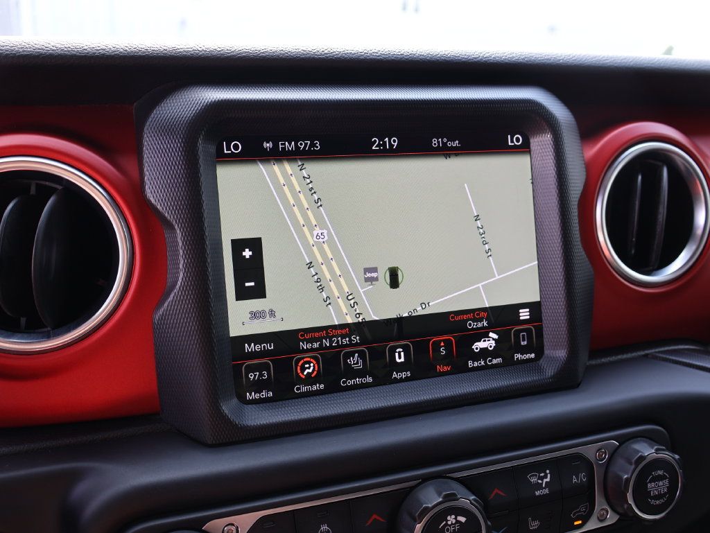 Used 2021 Jeep Wrangler Unlimited Rubicon AWD/4WD image 34