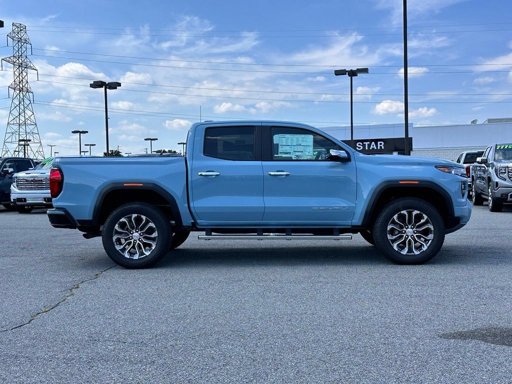 New 2026 GMC Canyon Denali AWD/4WD image 3