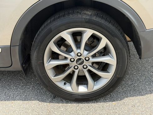 Used 2015 Lincoln MKC FWD w/ Equipment Group 101A Select image 12