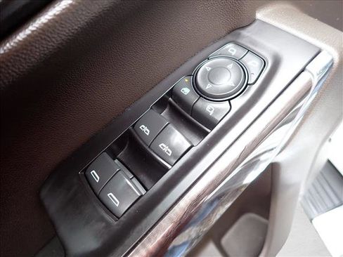 Used 2019 Chevrolet Silverado 1500 LTZ w/ LTZ Plus Package AWD/4WD image 16