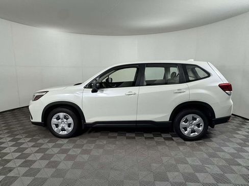 Used 2021 Subaru Forester AWD/4WD image 11