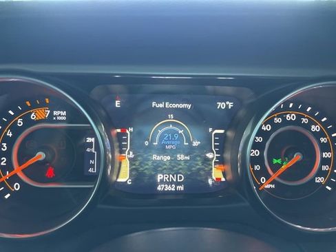 Used 2019 Jeep Wrangler Sport S image 18