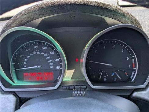 Used 2004 BMW Z4 2.5i RWD image 11