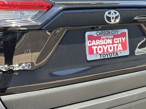 Used 2025 Toyota RAV4 XLE AWD/4WD image 28