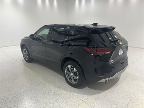 Used 2023 Chevrolet Blazer LT w/ Driver Confidence Package image 3