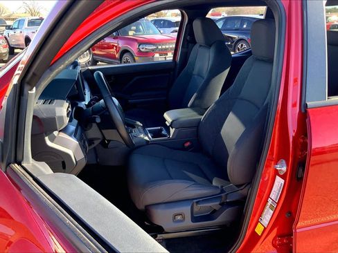 Used 2024 Toyota Tacoma SR5 image 7