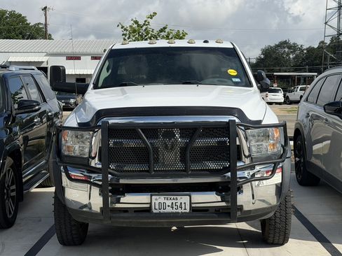 Used 2018 RAM 5500 Tradesman w/ Power & Remote Entry Group AWD/4WD image 12