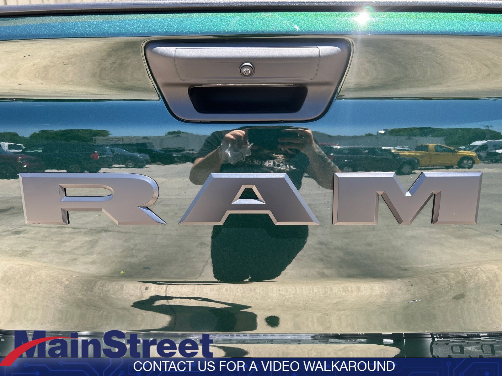Used 2026 RAM 1500 Express AWD/4WD image 25
