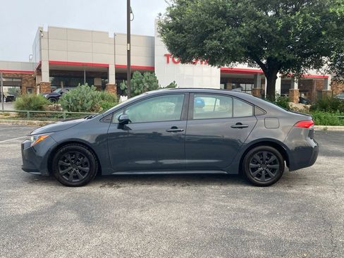 Used 2023 Toyota Corolla LE FWD image 6