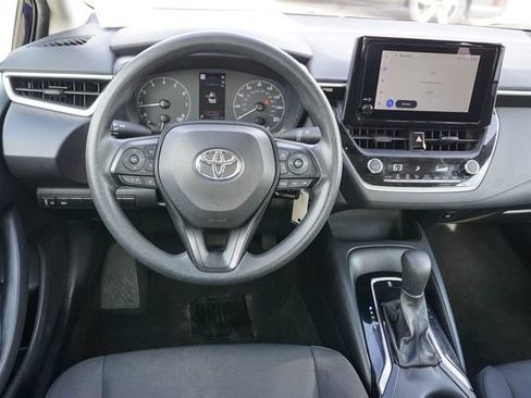 Used 2024 Toyota Corolla LE FWD image 15