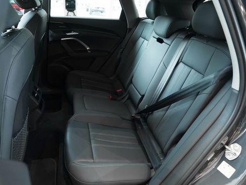 New 2025 Audi Q5 Premium Plus image 21