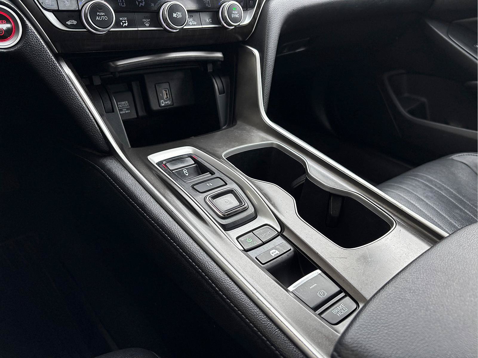 Certified 2019 Honda Accord Touring image 32