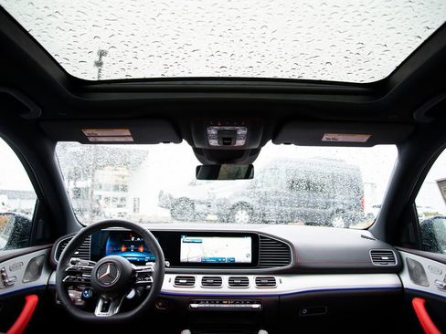 New 2026 Mercedes-Benz GLE 53 AMG 4MATIC image 16