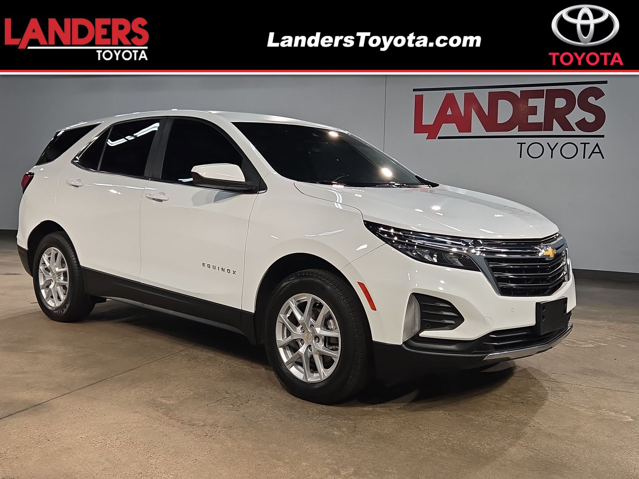 Used 2024 Chevrolet Equinox LT AWD/4WD image 1