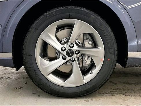 New 2026 Genesis GV70 2.5T Advanced AWD/4WD image 35