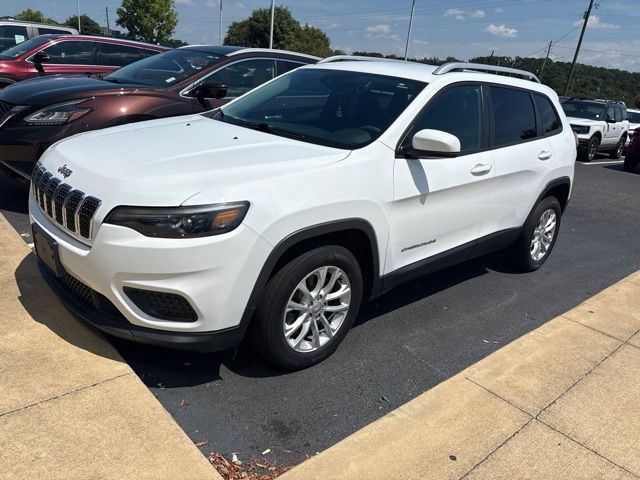 Used 2021 Jeep Cherokee Latitude FWD image 1