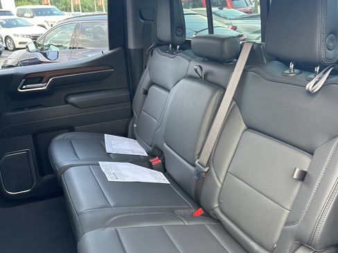 Used 2023 GMC Sierra 1500 Denali w/ Denali Reserve Package AWD/4WD image 24