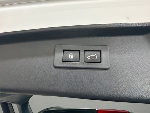 Used 2024 Subaru Outback Touring XT w/ Popular Package #2 AWD/4WD image 39
