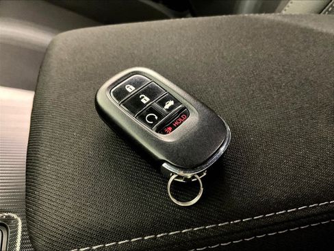 Used 2025 Honda Civic Sport image 33