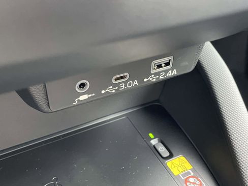 New 2025 Subaru Forester Touring image 18