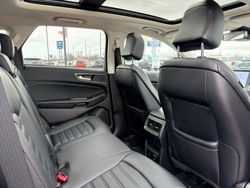 Used 2024 Ford Edge SEL w/ Convenience Package image 12