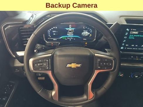 Used 2024 Chevrolet Silverado 1500 LT AWD/4WD image 11