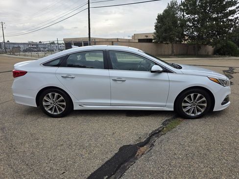 Used 2016 Hyundai Sonata Sport w/ Option Group 03 FWD image 9