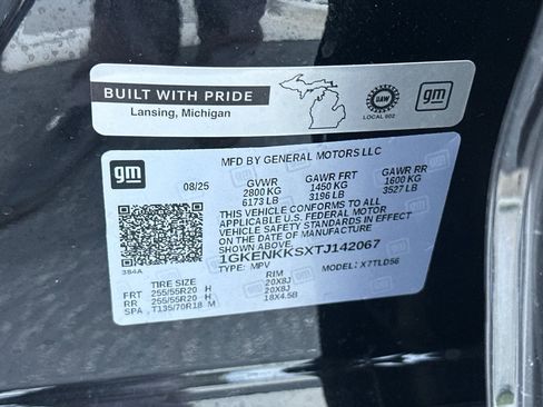 Used 2026 GMC Acadia Elevation w/ Elevation Premium Package FWD image 43