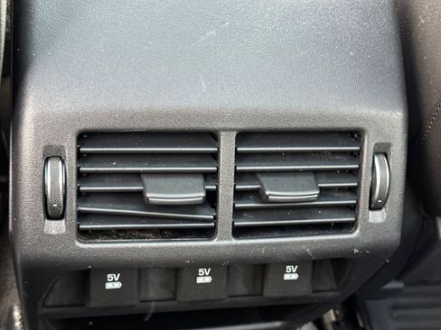 Used 2018 Jaguar E-PACE SE AWD/4WD image 16