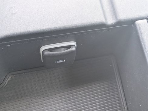 Used 2024 RAM 3500 Big Horn image 24