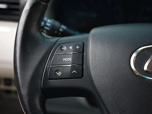 Used 2012 Lexus RX 350 FWD w/ Premium Pkg image 28