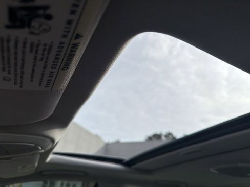 Used 2007 Mercedes-Benz E 350 Sedan image 27