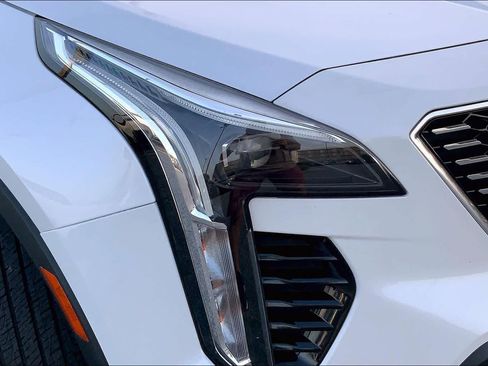 Used 2020 Cadillac XT4 Premium Luxury AWD/4WD image 26