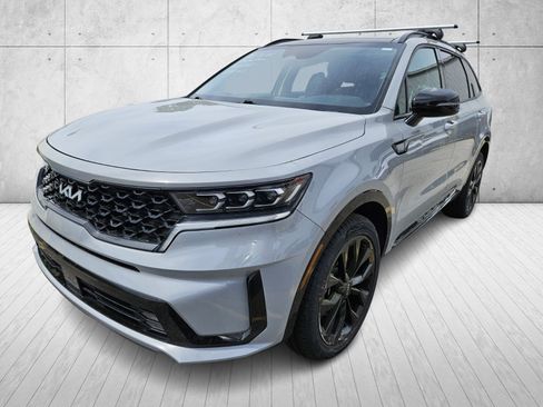 Used 2022 Kia Sorento SX image 2