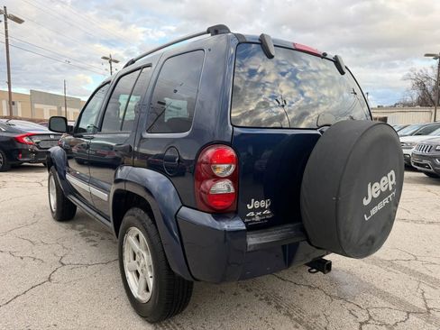 Used 2007 Jeep Liberty Limited image 3