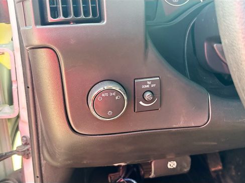 Used 2025 GMC Savana 2500 w/ Enhanced Convenience Package RWD image 10