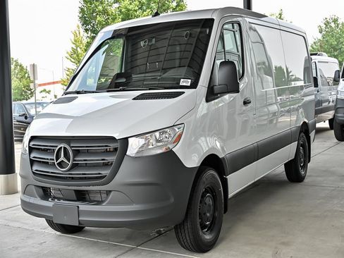 New 2025 Mercedes-Benz Sprinter 2500 image 3