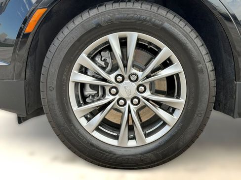 Used 2022 Cadillac XT5 Premium Luxury FWD image 9