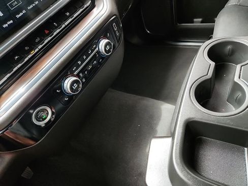 Used 2024 GMC Sierra 1500 SLT RWD image 25
