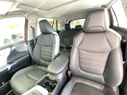 Certified 2025 Toyota RAV4 Limited w/ Advanced Technology Package AWD/4WD image 14