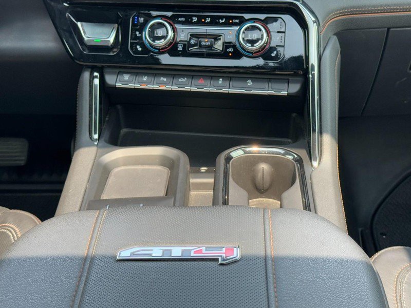 Used 2024 GMC Sierra 2500 AT4 w/ AT4 Premium Plus Package AWD/4WD image 15