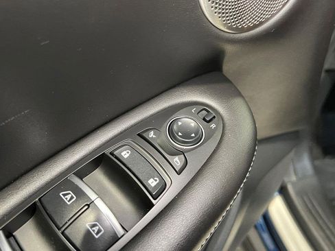 Used 2023 INFINITI QX50 Sport image 32