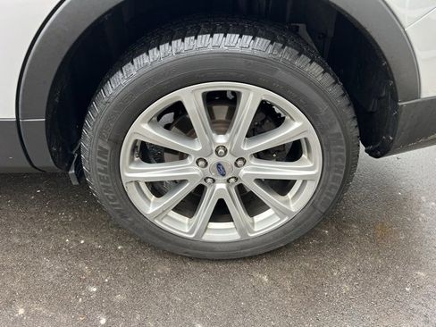 Used 2017 Ford Explorer Limited w/ Equipment Group 301A image 7