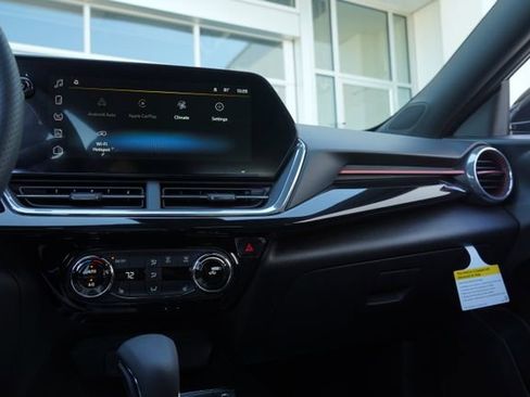 New 2026 Chevrolet Trax RS w/ Sunroof Package image 22