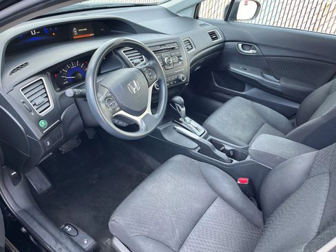 Used 2014 Honda Civic LX image 8