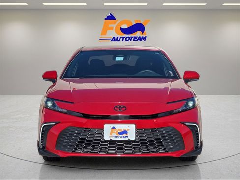 Certified 2025 Toyota Camry SE image 8