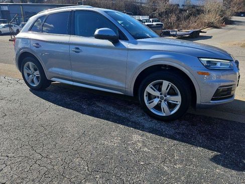Used 2018 Audi Q5 2.0T Premium image 2