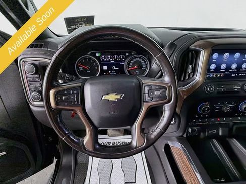 Used 2019 Chevrolet Silverado 1500 High Country w/ Technology Package AWD/4WD image 11