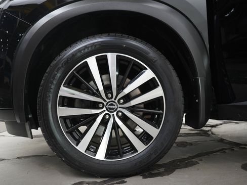 Used 2023 Nissan Pathfinder Platinum AWD/4WD image 34
